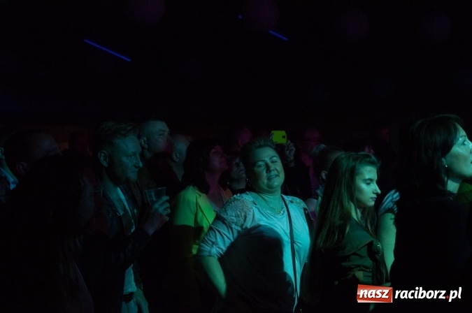 Zdjęcie w galerii na portalu naszraciborz.pl: Piękni i Młodzi w szymocickim AquaBrax. Na 450 lat raciborskiego browaru wiadomości z regionu