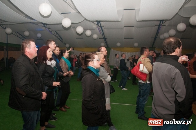 Zdjęcie w galerii na portalu naszraciborz.pl: Piękni i Młodzi w szymocickim AquaBrax. Na 450 lat raciborskiego browaru wiadomości z regionu