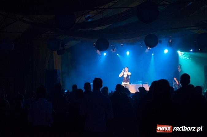 Zdjęcie w galerii na portalu naszraciborz.pl: Piękni i Młodzi w szymocickim AquaBrax. Na 450 lat raciborskiego browaru wiadomości z regionu