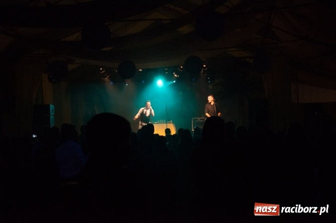 Zdjęcie w galerii na portalu naszraciborz.pl: Piękni i Młodzi w szymocickim AquaBrax. Na 450 lat raciborskiego browaru wiadomości z regionu