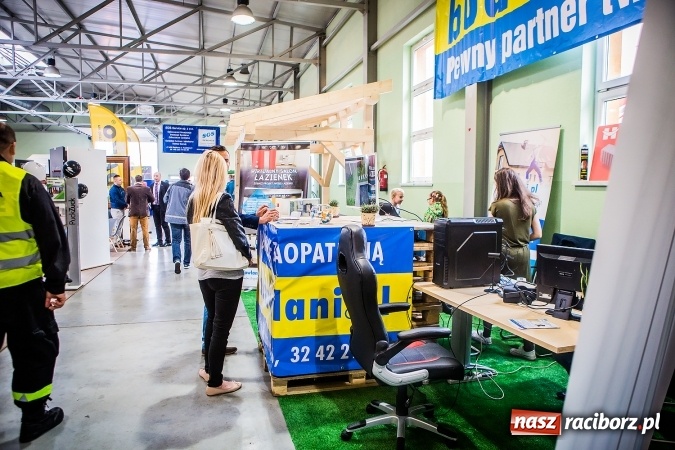 Zdjęcie w galerii na portalu naszraciborz.pl: Ruszyła 17. pietrowicka Eko-Wystawa. Spora frekwencja już od rana wiadomości z regionu