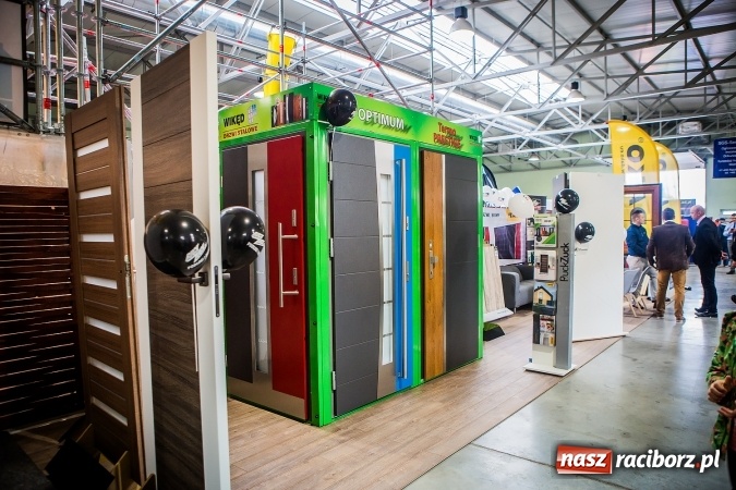 Zdjęcie w galerii na portalu naszraciborz.pl: Ruszyła 17. pietrowicka Eko-Wystawa. Spora frekwencja już od rana wiadomości z regionu