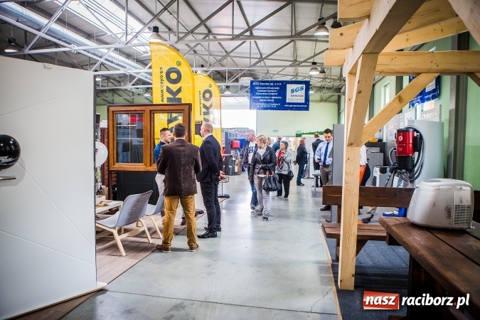 Zdjęcie w galerii na portalu naszraciborz.pl: Ruszyła 17. pietrowicka Eko-Wystawa. Spora frekwencja już od rana wiadomości z regionu