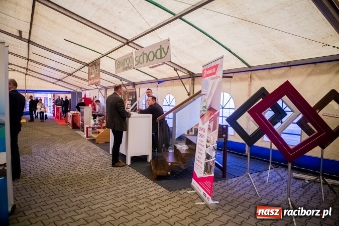 Zdjęcie w galerii na portalu naszraciborz.pl: Ruszyła 17. pietrowicka Eko-Wystawa. Spora frekwencja już od rana wiadomości z regionu