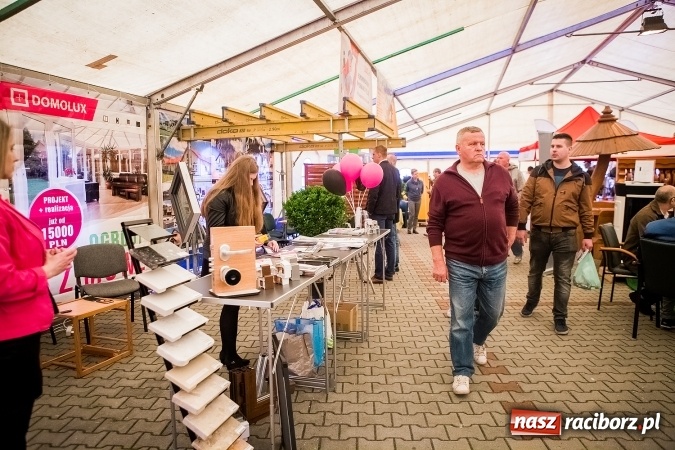 Zdjęcie w galerii na portalu naszraciborz.pl: Ruszyła 17. pietrowicka Eko-Wystawa. Spora frekwencja już od rana wiadomości z regionu