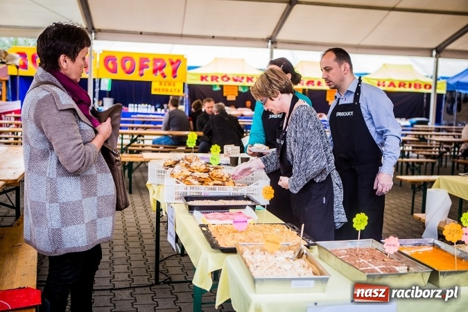 Zdjęcie w galerii na portalu naszraciborz.pl: Ruszyła 17. pietrowicka Eko-Wystawa. Spora frekwencja już od rana wiadomości z regionu