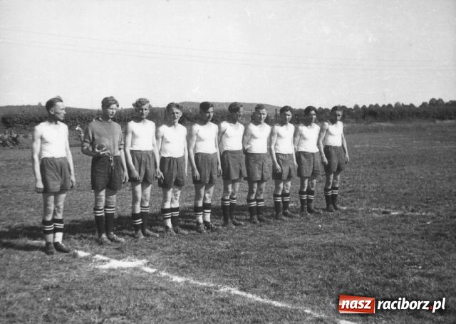 Zdjęcie w galerii na portalu naszraciborz.pl: Fotografie znalezione w magazynie wiadomości z regionu