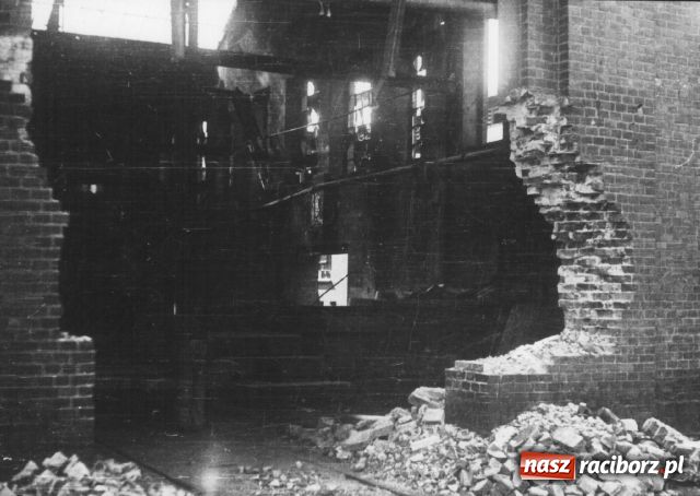 Zdjęcie w galerii na portalu naszraciborz.pl: Fotografie znalezione w magazynie wiadomości z regionu