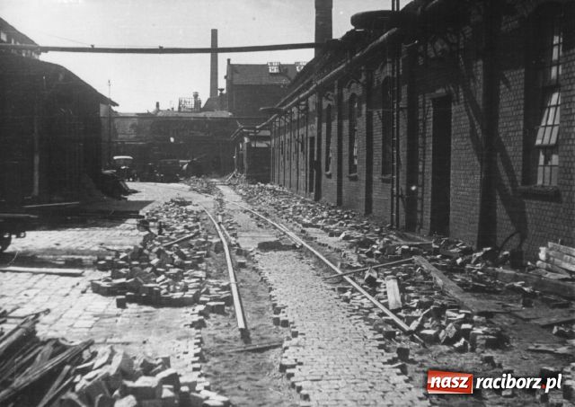 Zdjęcie w galerii na portalu naszraciborz.pl: Fotografie znalezione w magazynie wiadomości z regionu