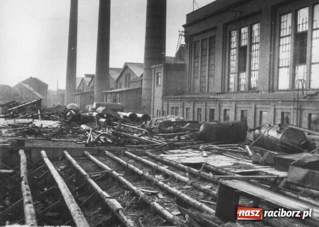 Zdjęcie w galerii na portalu naszraciborz.pl: Fotografie znalezione w magazynie wiadomości z regionu