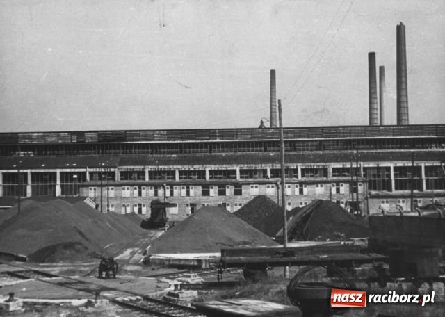Zdjęcie w galerii na portalu naszraciborz.pl: Fotografie znalezione w magazynie wiadomości z regionu