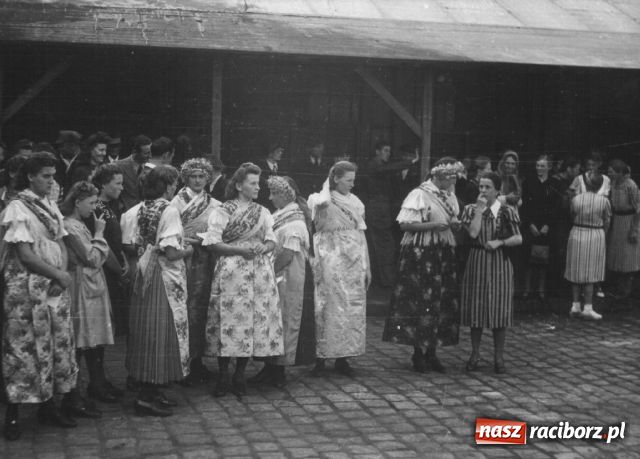 Zdjęcie w galerii na portalu naszraciborz.pl: Fotografie znalezione w magazynie wiadomości z regionu