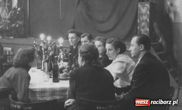 Zdjęcie w galerii na portalu naszraciborz.pl: Fotografie znalezione w magazynie wiadomości z regionu