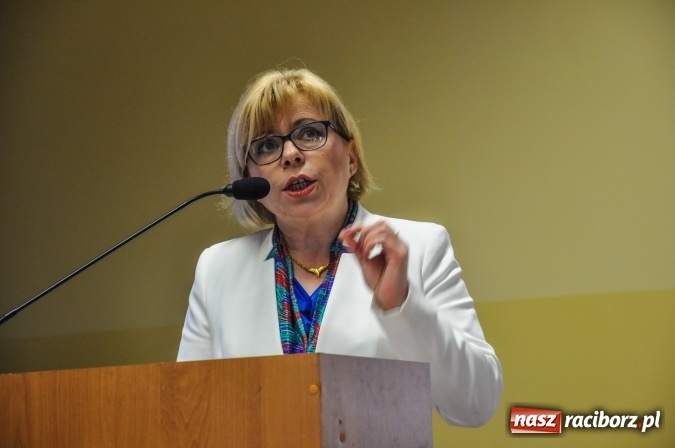 Zdjęcie w galerii na portalu naszraciborz.pl: Alternatywa dla niskiej emisji, czyli o walce ze smogiem na konferencji w Pietrowicach Wlk. wiadomości z regionu