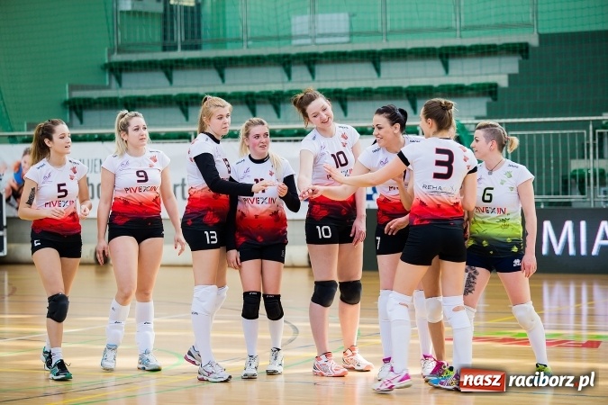 Zdjęcie w galerii na portalu naszraciborz.pl: Finał JP Telebim RLPS w Arenie Rafako wiadomości z regionu