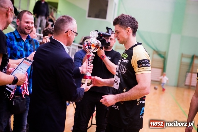 Zdjęcie w galerii na portalu naszraciborz.pl: Finał JP Telebim RLPS w Arenie Rafako wiadomości z regionu