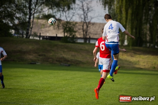 Zdjęcie w galerii na portalu naszraciborz.pl: Przegrana Unii Racibórz z Gwarkiem Ornontowice wiadomości z regionu