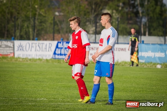 Zdjęcie w galerii na portalu naszraciborz.pl: Przegrana Unii Racibórz z Gwarkiem Ornontowice wiadomości z regionu