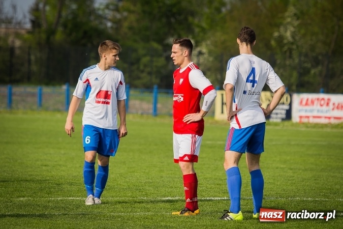 Zdjęcie w galerii na portalu naszraciborz.pl: Przegrana Unii Racibórz z Gwarkiem Ornontowice wiadomości z regionu