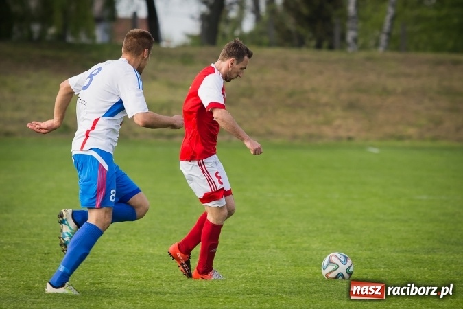 Zdjęcie w galerii na portalu naszraciborz.pl: Przegrana Unii Racibórz z Gwarkiem Ornontowice wiadomości z regionu