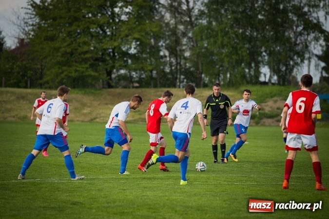 Zdjęcie w galerii na portalu naszraciborz.pl: Przegrana Unii Racibórz z Gwarkiem Ornontowice wiadomości z regionu