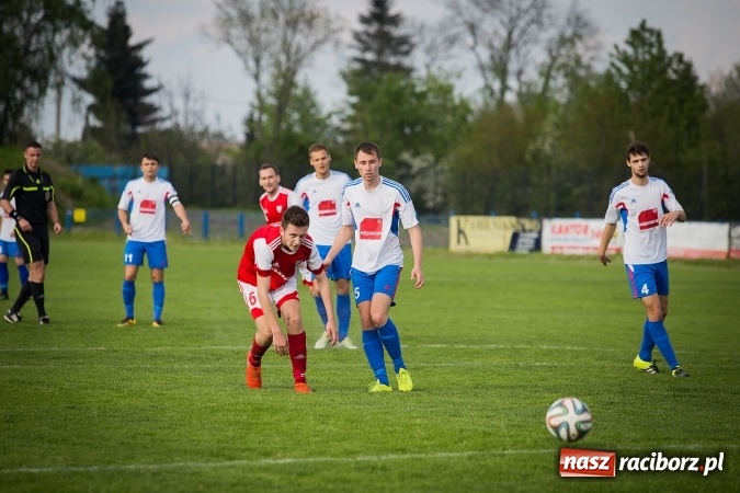 Zdjęcie w galerii na portalu naszraciborz.pl: Przegrana Unii Racibórz z Gwarkiem Ornontowice wiadomości z regionu