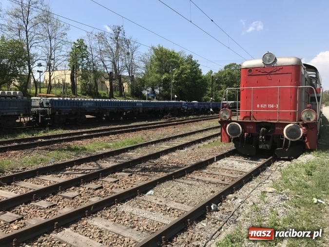 Zdjęcie w galerii na portalu naszraciborz.pl: Stonka wykoleiła się w Krzyżanowicach. PKP wyjaśnia przyczyny zdarzenia  wiadomości z regionu