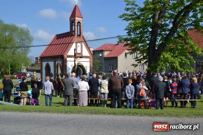 Zdjęcie w galerii na portalu naszraciborz.pl: Procesja św. Izydora Oracza przeszła ulicami Jankowic  wiadomości z regionu