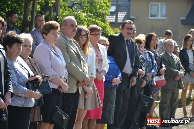 Zdjęcie w galerii na portalu naszraciborz.pl: Procesja św. Izydora Oracza przeszła ulicami Jankowic  wiadomości z regionu