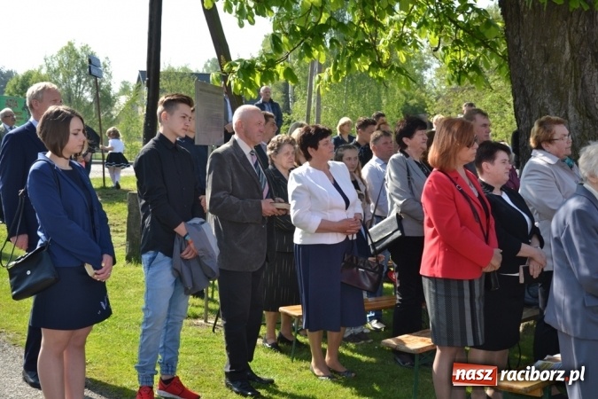 Zdjęcie w galerii na portalu naszraciborz.pl: Procesja św. Izydora Oracza przeszła ulicami Jankowic  wiadomości z regionu