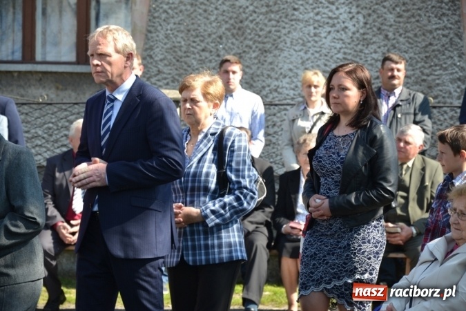 Zdjęcie w galerii na portalu naszraciborz.pl: Procesja św. Izydora Oracza przeszła ulicami Jankowic  wiadomości z regionu