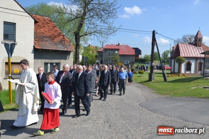 Zdjęcie w galerii na portalu naszraciborz.pl: Procesja św. Izydora Oracza przeszła ulicami Jankowic  wiadomości z regionu