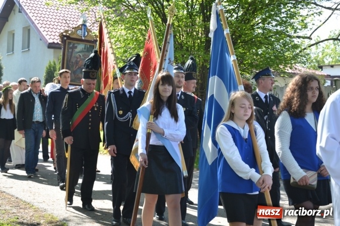 Zdjęcie w galerii na portalu naszraciborz.pl: Procesja św. Izydora Oracza przeszła ulicami Jankowic  wiadomości z regionu