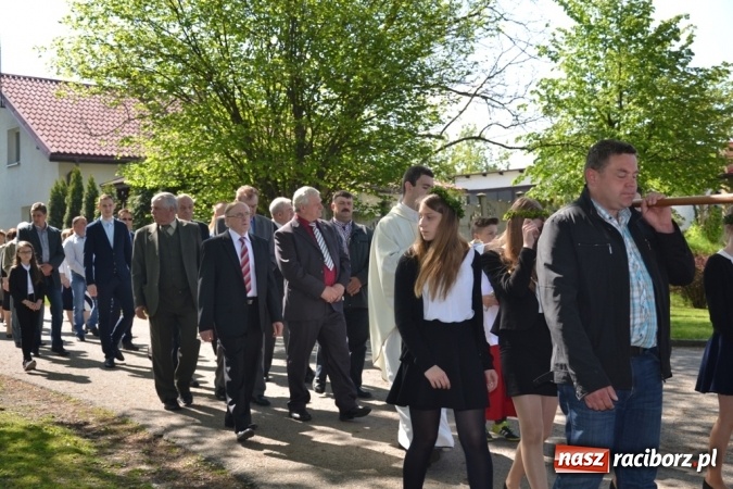 Zdjęcie w galerii na portalu naszraciborz.pl: Procesja św. Izydora Oracza przeszła ulicami Jankowic  wiadomości z regionu