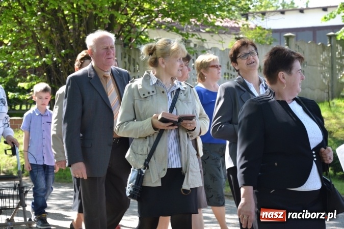Zdjęcie w galerii na portalu naszraciborz.pl: Procesja św. Izydora Oracza przeszła ulicami Jankowic  wiadomości z regionu