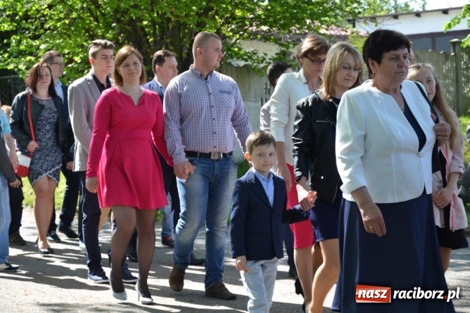 Zdjęcie w galerii na portalu naszraciborz.pl: Procesja św. Izydora Oracza przeszła ulicami Jankowic  wiadomości z regionu