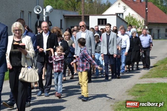Zdjęcie w galerii na portalu naszraciborz.pl: Procesja św. Izydora Oracza przeszła ulicami Jankowic  wiadomości z regionu