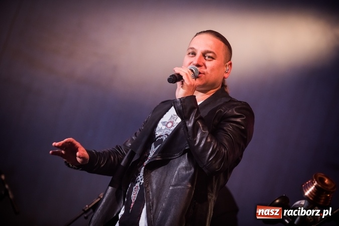 Zdjęcie w galerii na portalu naszraciborz.pl: Golec uOrkiestra na finał pietrowickiej Eko-Wystawy FOTORELACJA wiadomości z regionu