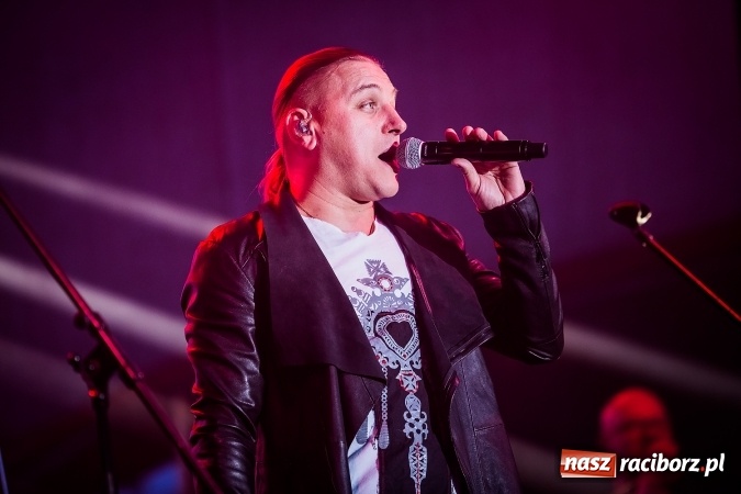 Zdjęcie w galerii na portalu naszraciborz.pl: Golec uOrkiestra na finał pietrowickiej Eko-Wystawy FOTORELACJA wiadomości z regionu