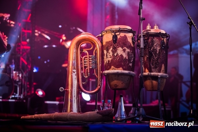 Zdjęcie w galerii na portalu naszraciborz.pl: Golec uOrkiestra na finał pietrowickiej Eko-Wystawy FOTORELACJA wiadomości z regionu
