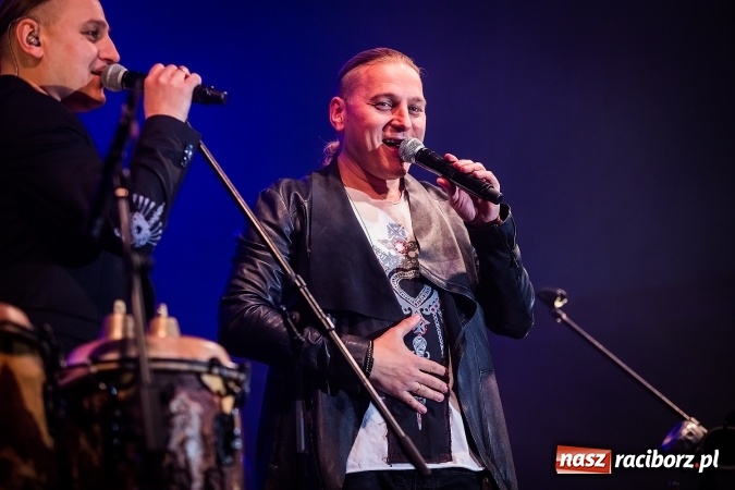 Zdjęcie w galerii na portalu naszraciborz.pl: Golec uOrkiestra na finał pietrowickiej Eko-Wystawy FOTORELACJA wiadomości z regionu