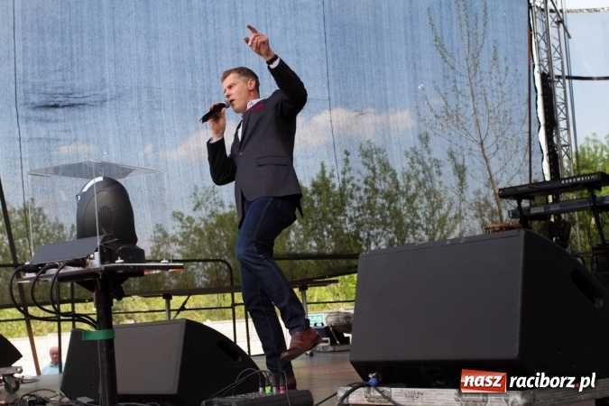 Zdjęcie w galerii na portalu naszraciborz.pl: Krzysztof Respondek i Paweł Gołecki, czyli drugi dzień festynu rodzinnego na pietrowickiej Eko-Wystawie  wiadomości z regionu