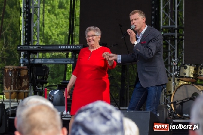 Zdjęcie w galerii na portalu naszraciborz.pl: Krzysztof Respondek i Paweł Gołecki, czyli drugi dzień festynu rodzinnego na pietrowickiej Eko-Wystawie  wiadomości z regionu