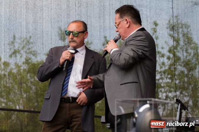 Zdjęcie w galerii na portalu naszraciborz.pl: Krzysztof Respondek i Paweł Gołecki, czyli drugi dzień festynu rodzinnego na pietrowickiej Eko-Wystawie  wiadomości z regionu