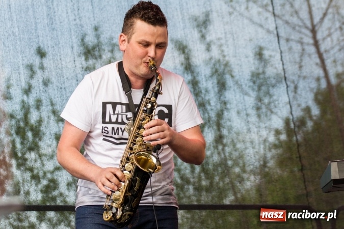 Zdjęcie w galerii na portalu naszraciborz.pl: Krzysztof Respondek i Paweł Gołecki, czyli drugi dzień festynu rodzinnego na pietrowickiej Eko-Wystawie  wiadomości z regionu