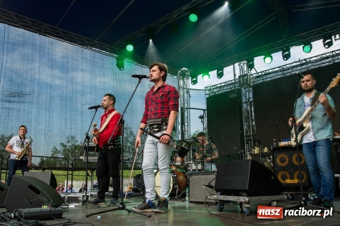 Zdjęcie w galerii na portalu naszraciborz.pl: Krzysztof Respondek i Paweł Gołecki, czyli drugi dzień festynu rodzinnego na pietrowickiej Eko-Wystawie  wiadomości z regionu