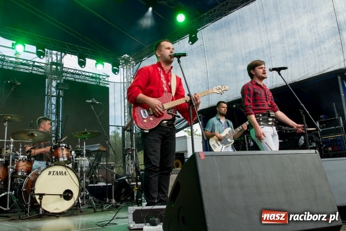 Zdjęcie w galerii na portalu naszraciborz.pl: Krzysztof Respondek i Paweł Gołecki, czyli drugi dzień festynu rodzinnego na pietrowickiej Eko-Wystawie  wiadomości z regionu