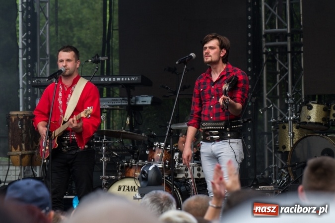 Zdjęcie w galerii na portalu naszraciborz.pl: Krzysztof Respondek i Paweł Gołecki, czyli drugi dzień festynu rodzinnego na pietrowickiej Eko-Wystawie  wiadomości z regionu