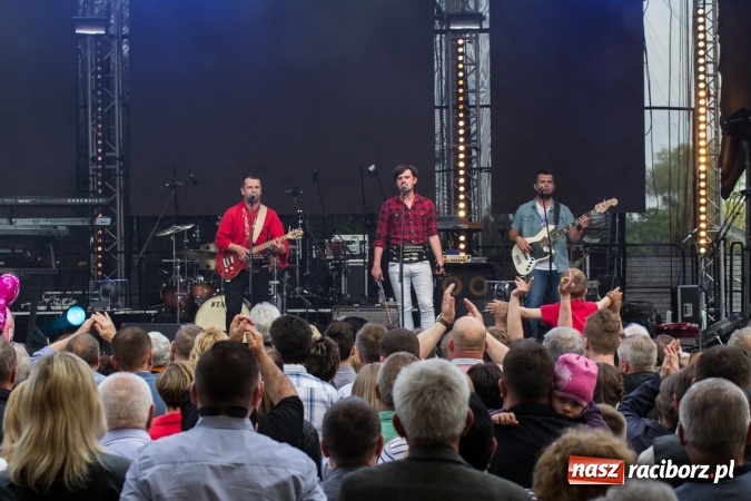 Zdjęcie w galerii na portalu naszraciborz.pl: Krzysztof Respondek i Paweł Gołecki, czyli drugi dzień festynu rodzinnego na pietrowickiej Eko-Wystawie  wiadomości z regionu