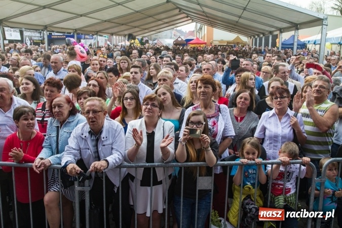 Zdjęcie w galerii na portalu naszraciborz.pl: Krzysztof Respondek i Paweł Gołecki, czyli drugi dzień festynu rodzinnego na pietrowickiej Eko-Wystawie  wiadomości z regionu